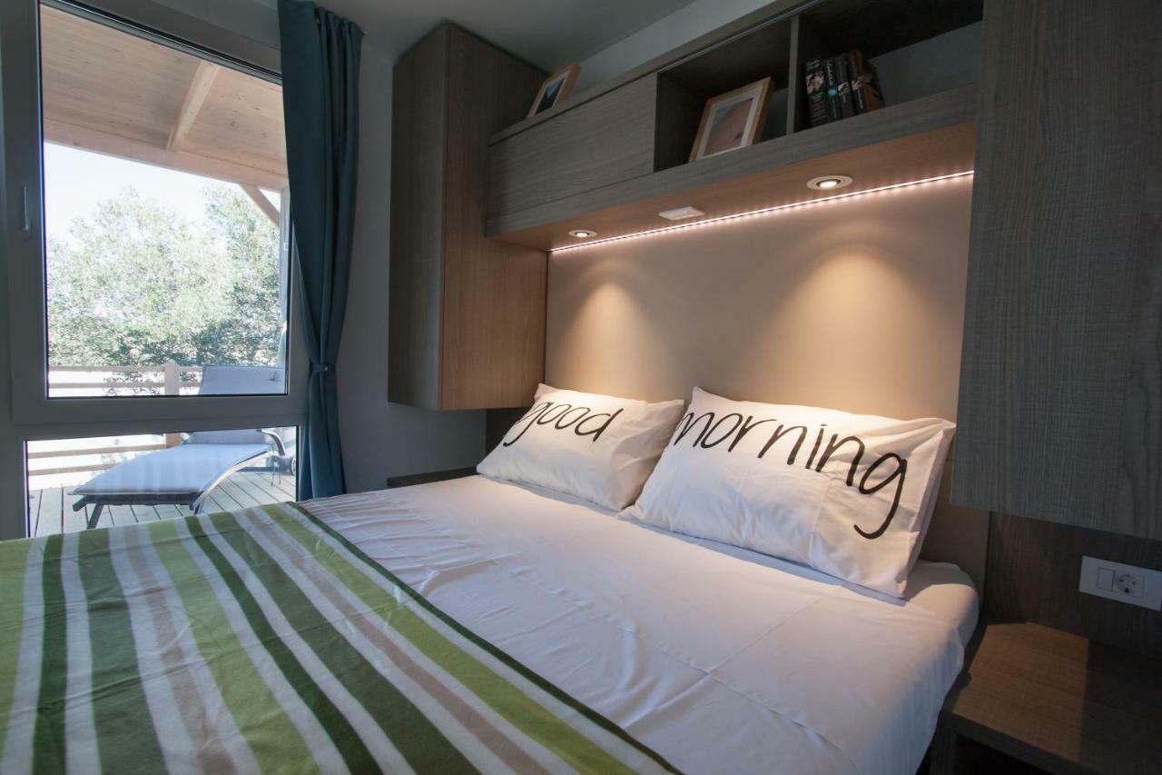 Adrijela Mobile Home เยเซรา ภายนอก รูปภาพ