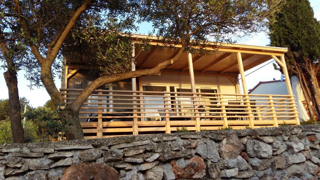 Adrijela Mobile Home เยเซรา ภายนอก รูปภาพ