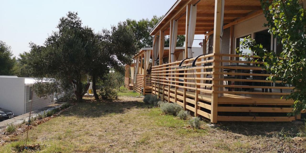 Adrijela Mobile Home เยเซรา ภายนอก รูปภาพ